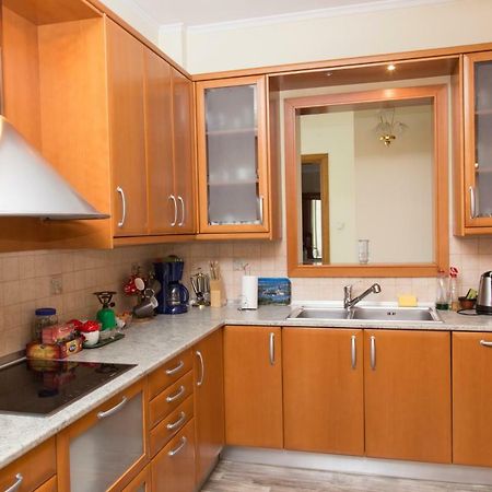 Veta'S Spacious Central Apartment 塞雷 外观 照片