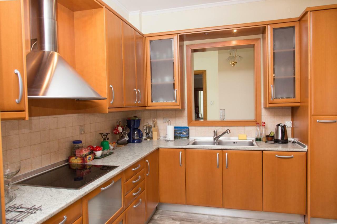 Veta'S Spacious Central Apartment 塞雷 外观 照片